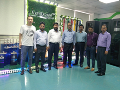 Weitreichendes technisches Seminar mit bangladeschischen Kunden