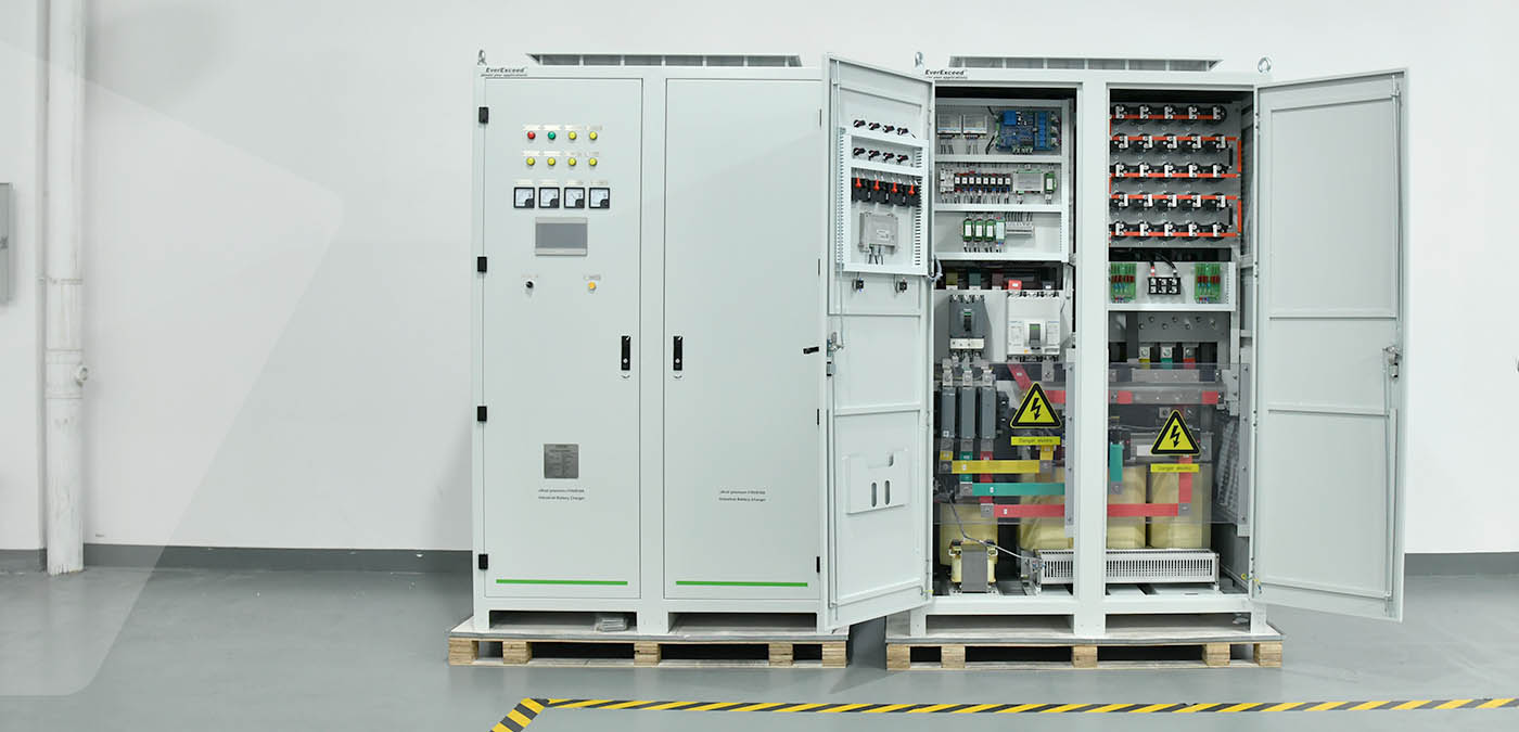 110V8181A uXcel Premium Industrieladegeräte für Umspannwerk-Nachrüstungsprojekte